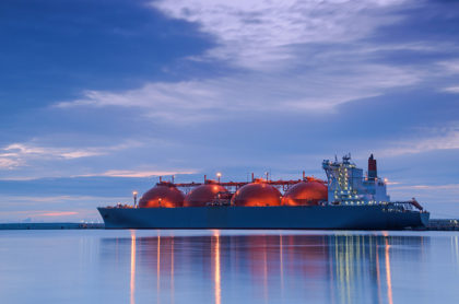 Nemecko čaká v pretekoch o dovoz LNG dlhá a preplnená trať