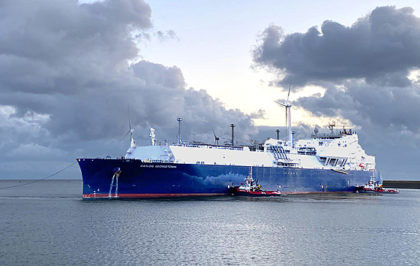 LNG terminál v holandskom Eemshavene prijal prvá náklad určený pre Česko