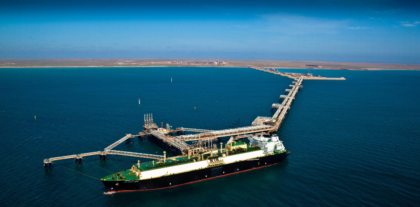 Austrálske odbory odvolali štrajky v závodoch Chevronu na výrobu LNG, európske ceny plynu klesli